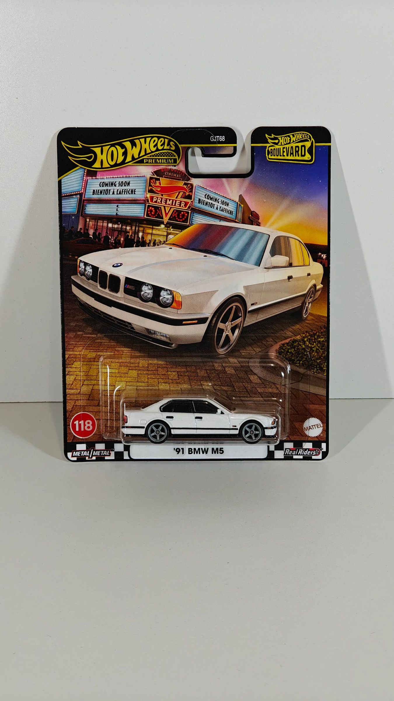Hot Wheels Premium Boulevard 91 BMW M5